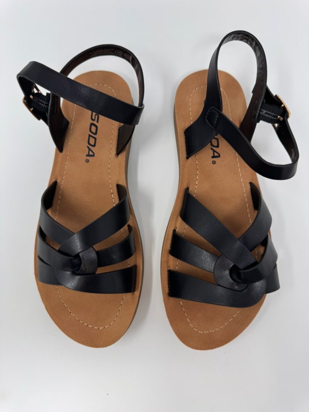 NWT SODA KIDS SANDALS SIZE 3M